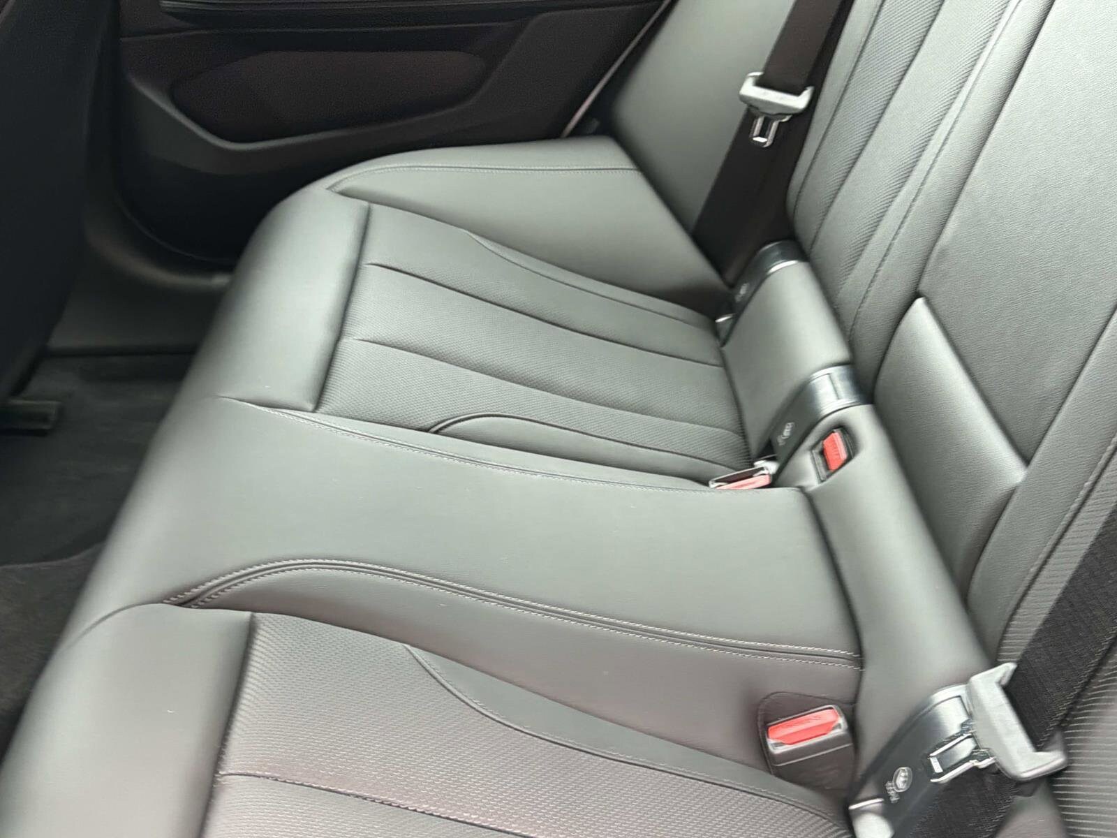 2026 BMW i4 40 - Photo 13
