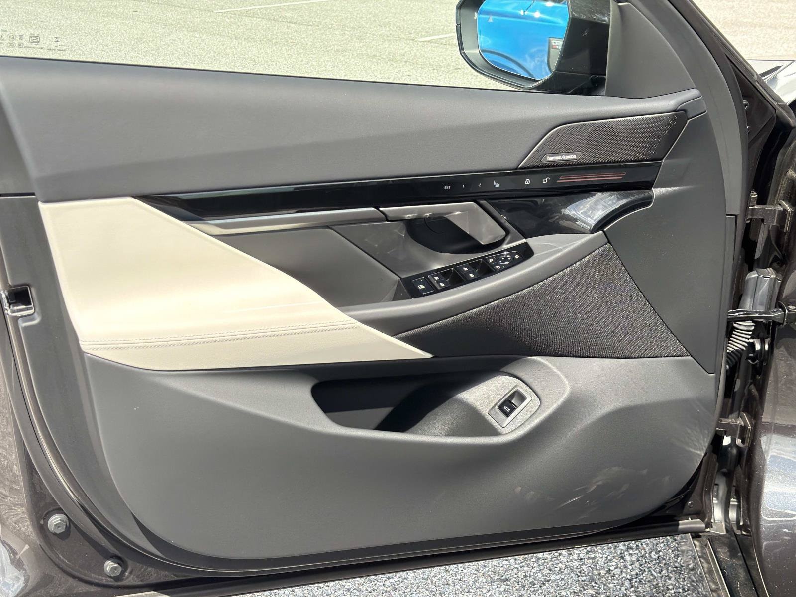 2026 BMW 5 Series 530i - Photo 16