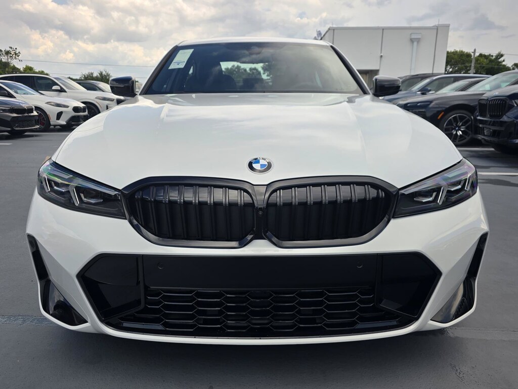 New 2026 BMW 330i Sedan