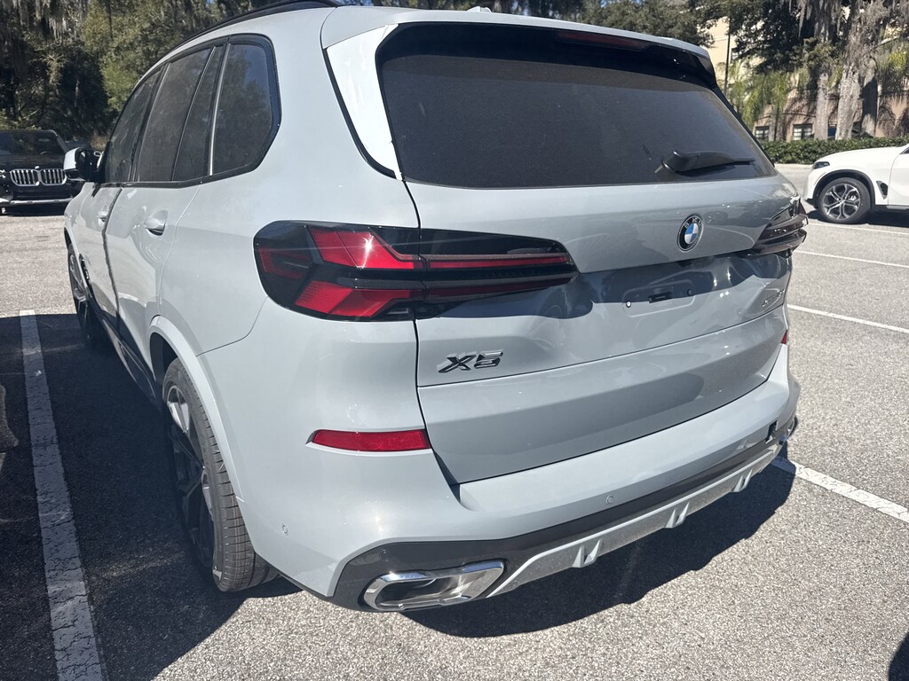 New 2026 BMW X5 xDrive40i SUV