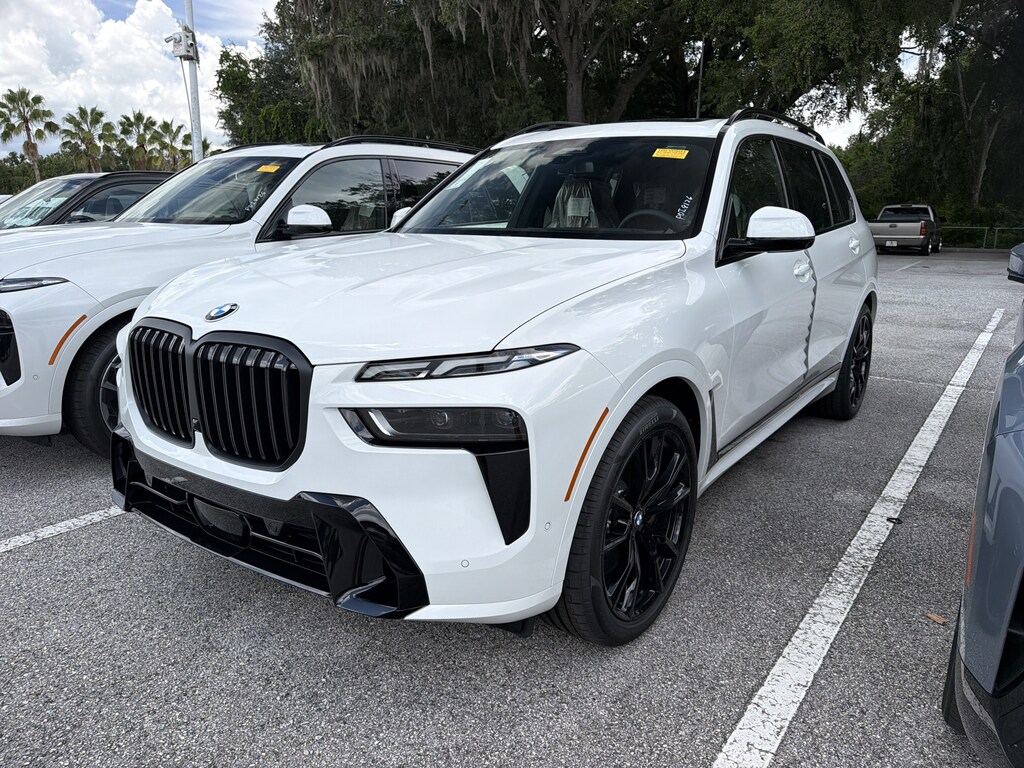 New 2027 BMW X7 xDrive40i SUV