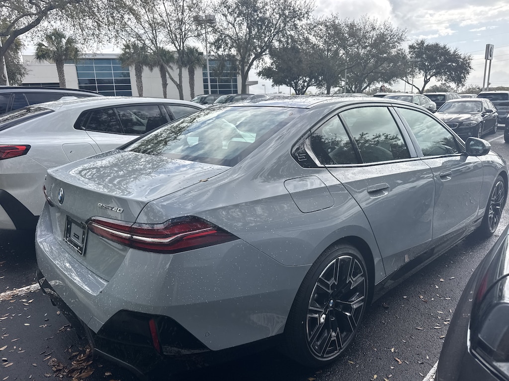 New 2026 BMW i5 eDrive40 Sedan