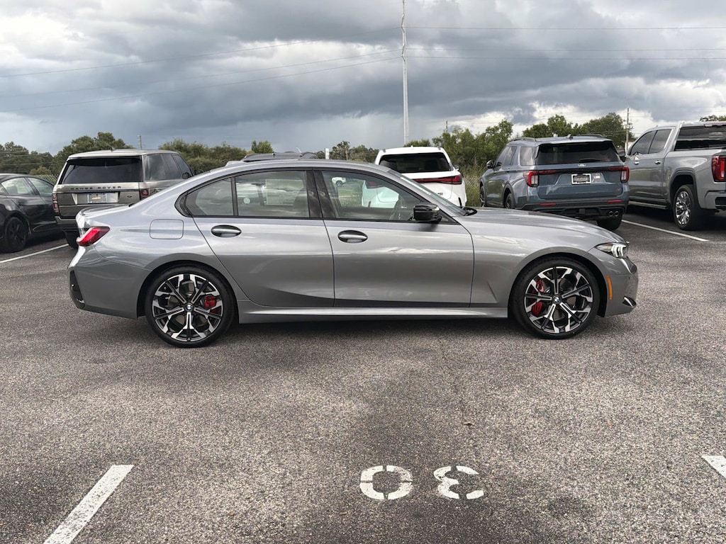 New 2026 BMW 330i Sedan