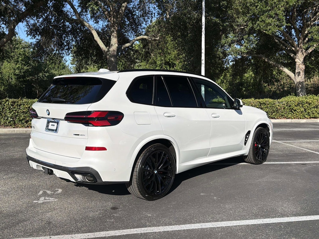 New 2026 BMW X5 sDrive40i SUV