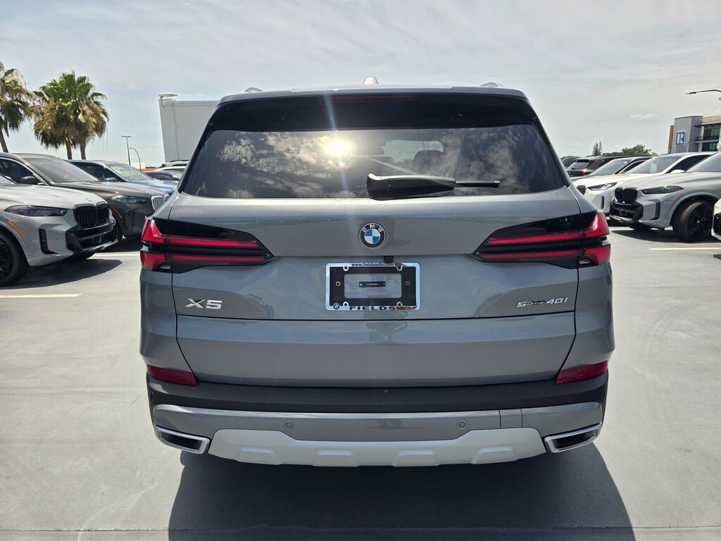 New 2026 BMW X5 sDrive40i SUV
