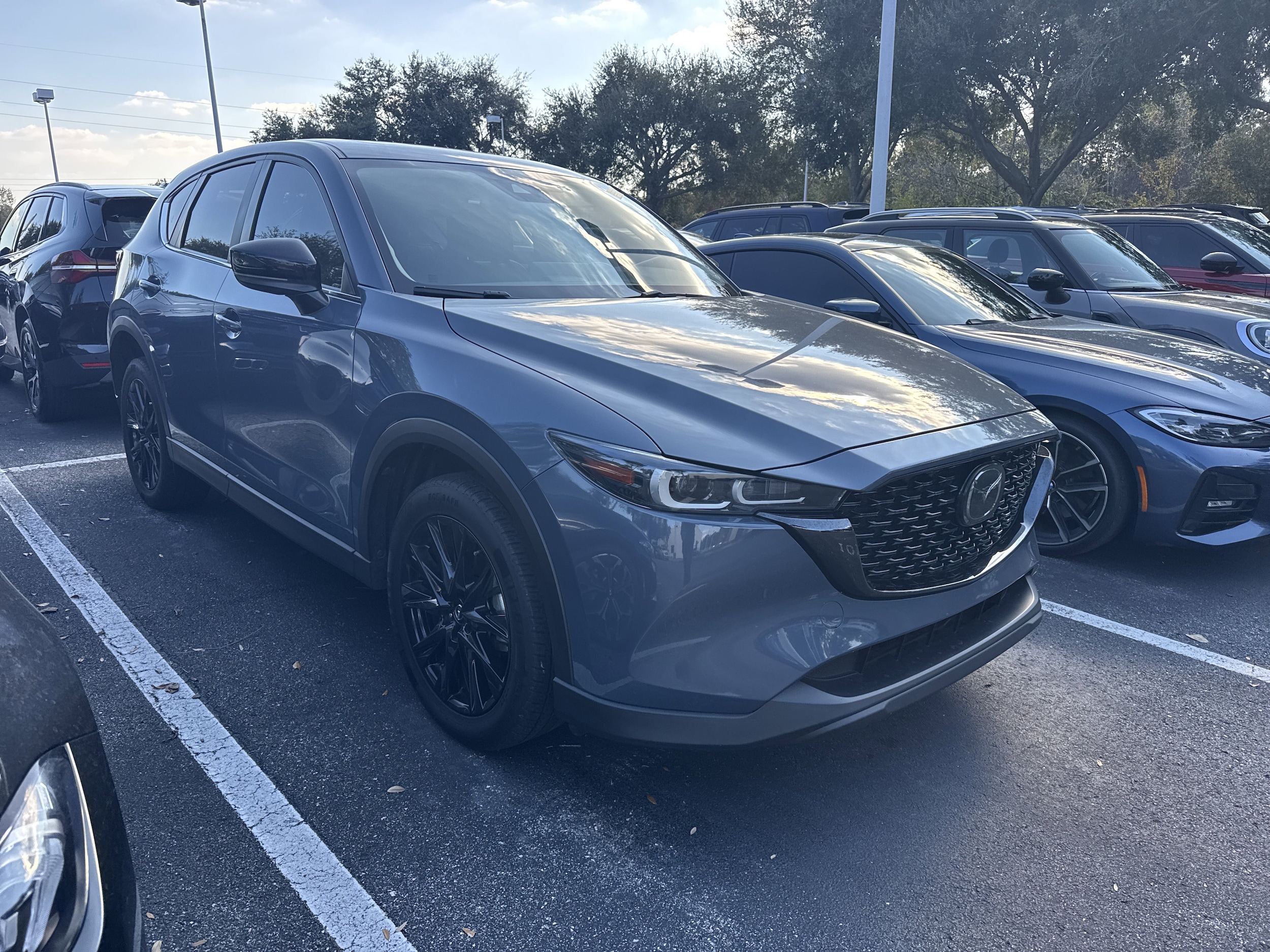 2022 Mazda CX-5 S Carbon Edition's photo