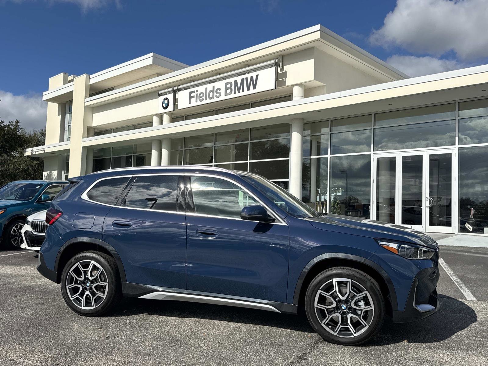 2026 BMW X1 28i's photo