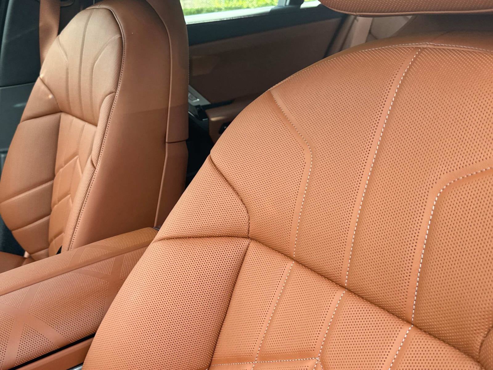 2025 BMW 7 Series 760i - Photo 21