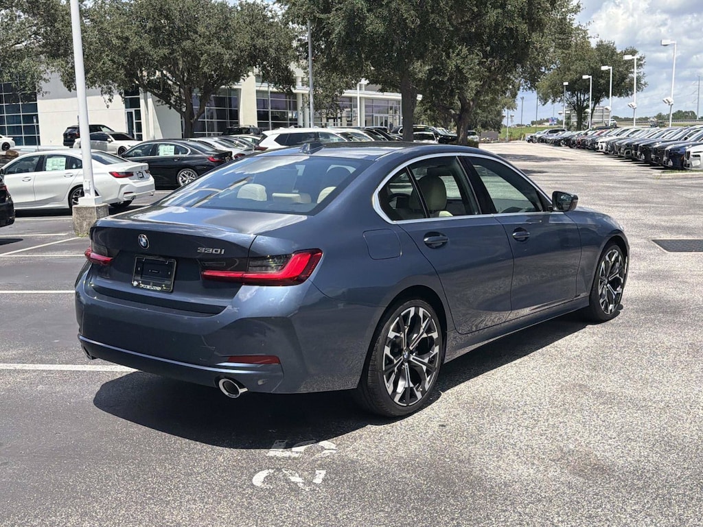 New 2026 BMW 330i Sedan