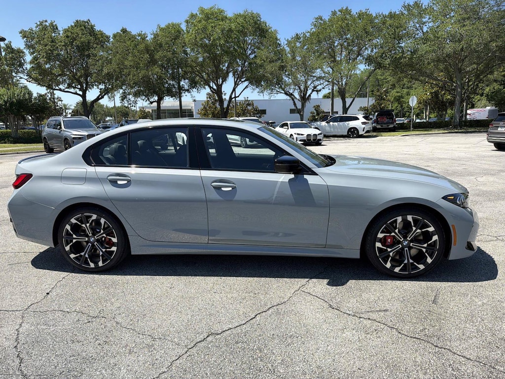 New 2026 BMW 330i Sedan