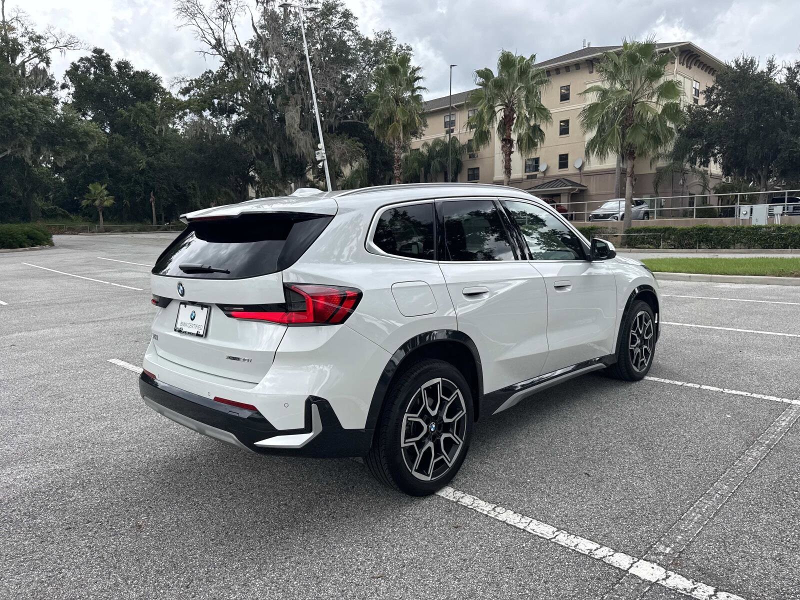 2025 Bmw X1 XDrive28i photo 2