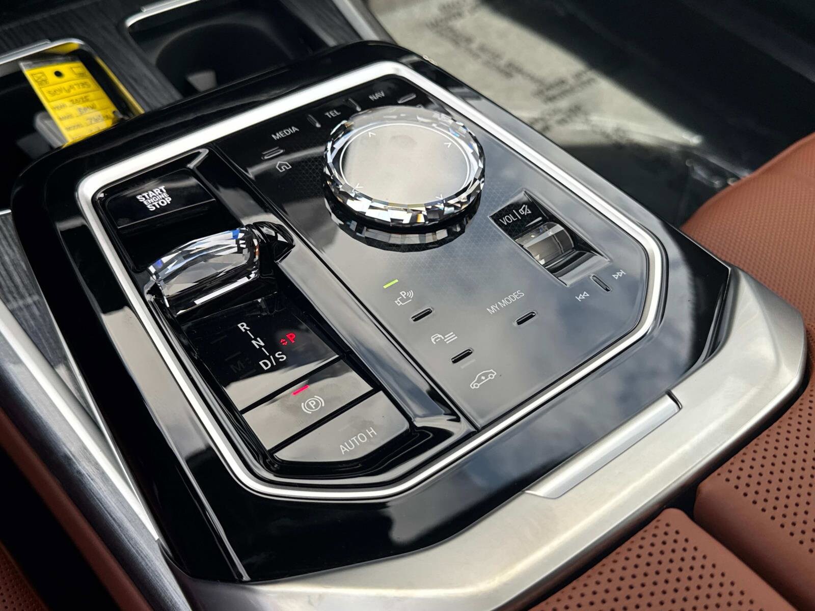 2025 BMW 7 Series 760i - Photo 26