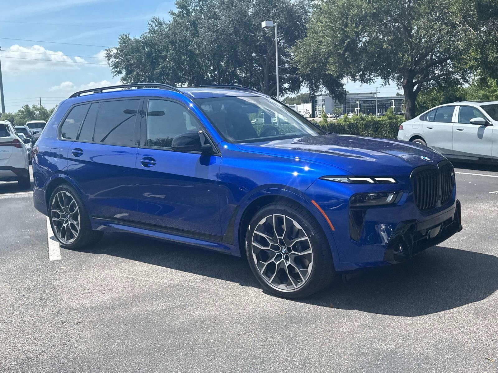 2026 Bmw X7 M60i photo 2