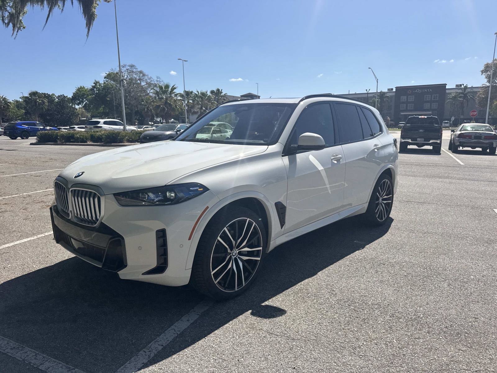 2026 BMW X5 40i - Photo 8
