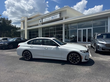 2025 BMW 330i Sedan
