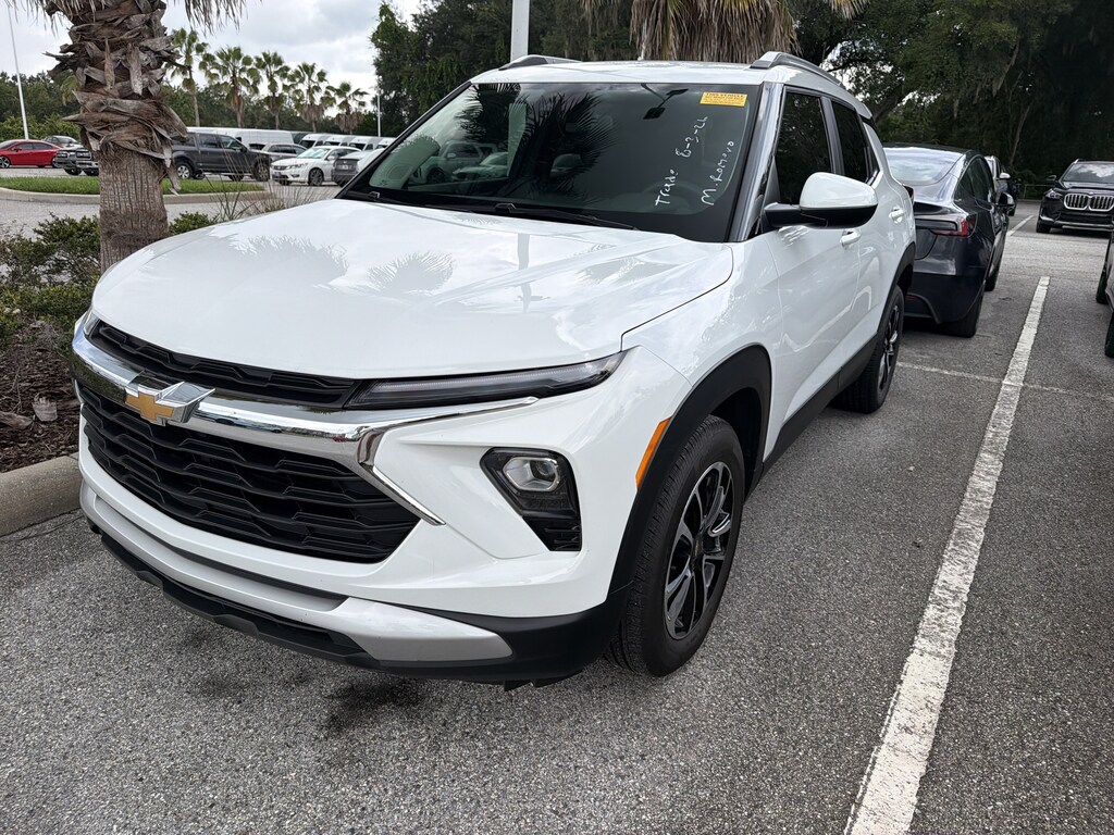Used 2024 Chevrolet Trailblazer LT FWD LT