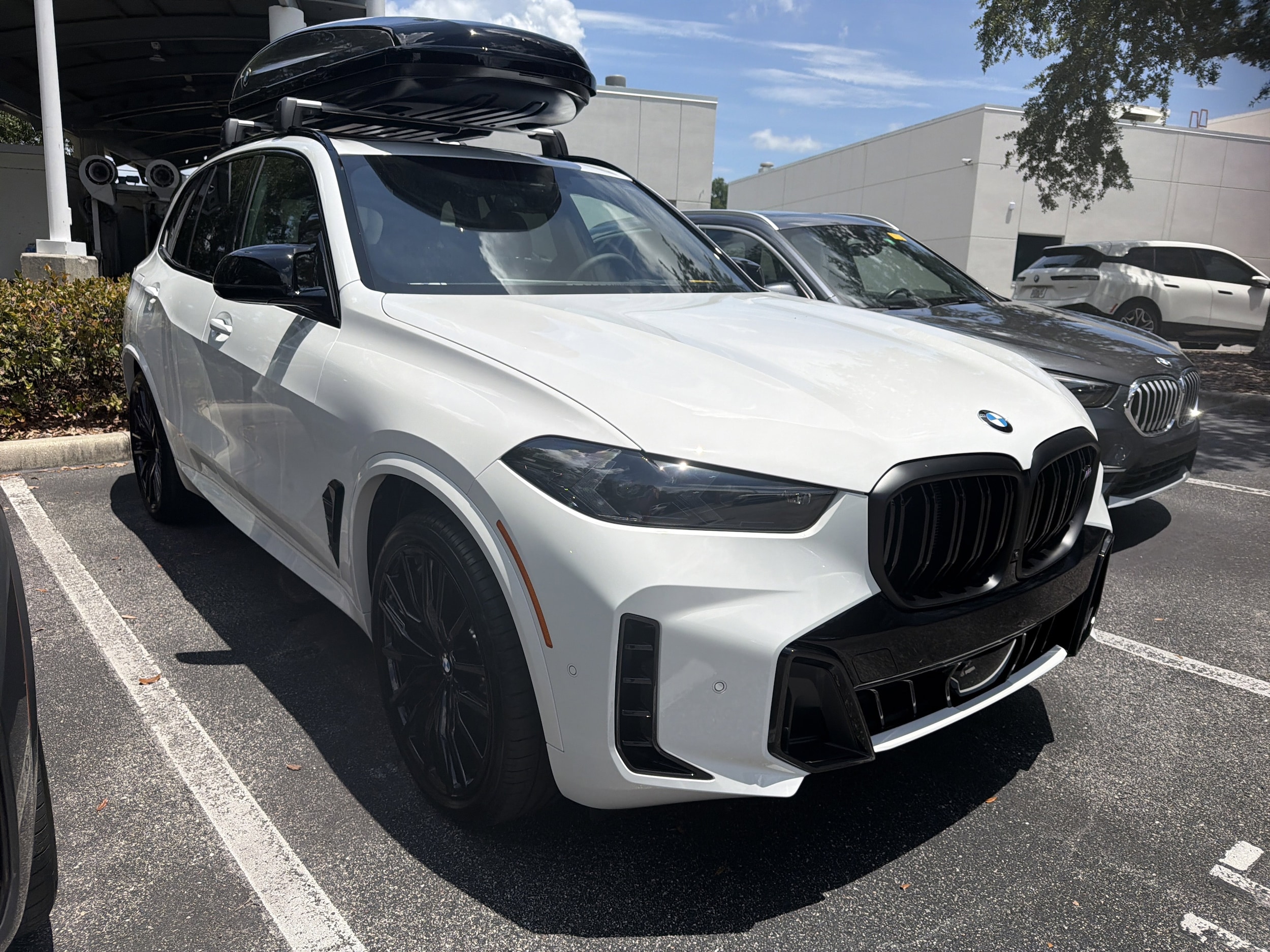 2026 BMW X5 M60i's photo
