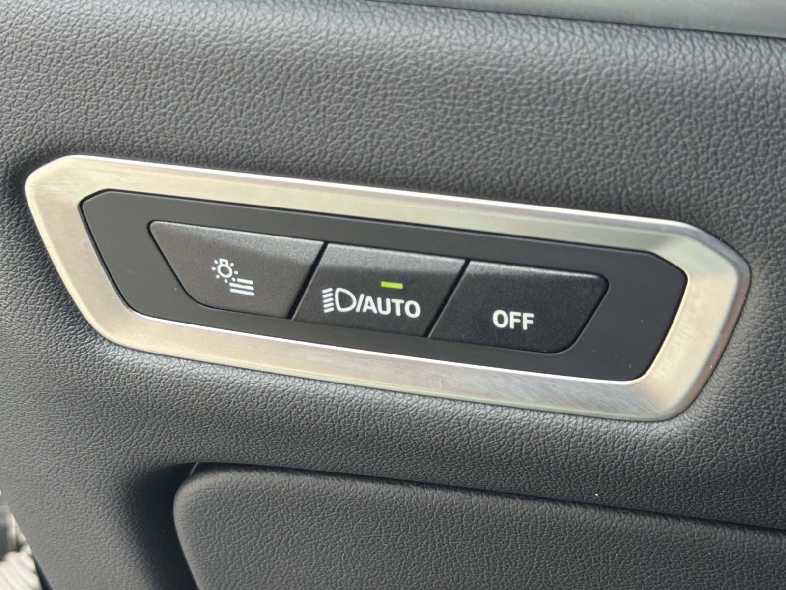 2025 BMW X7 40i - Photo 31
