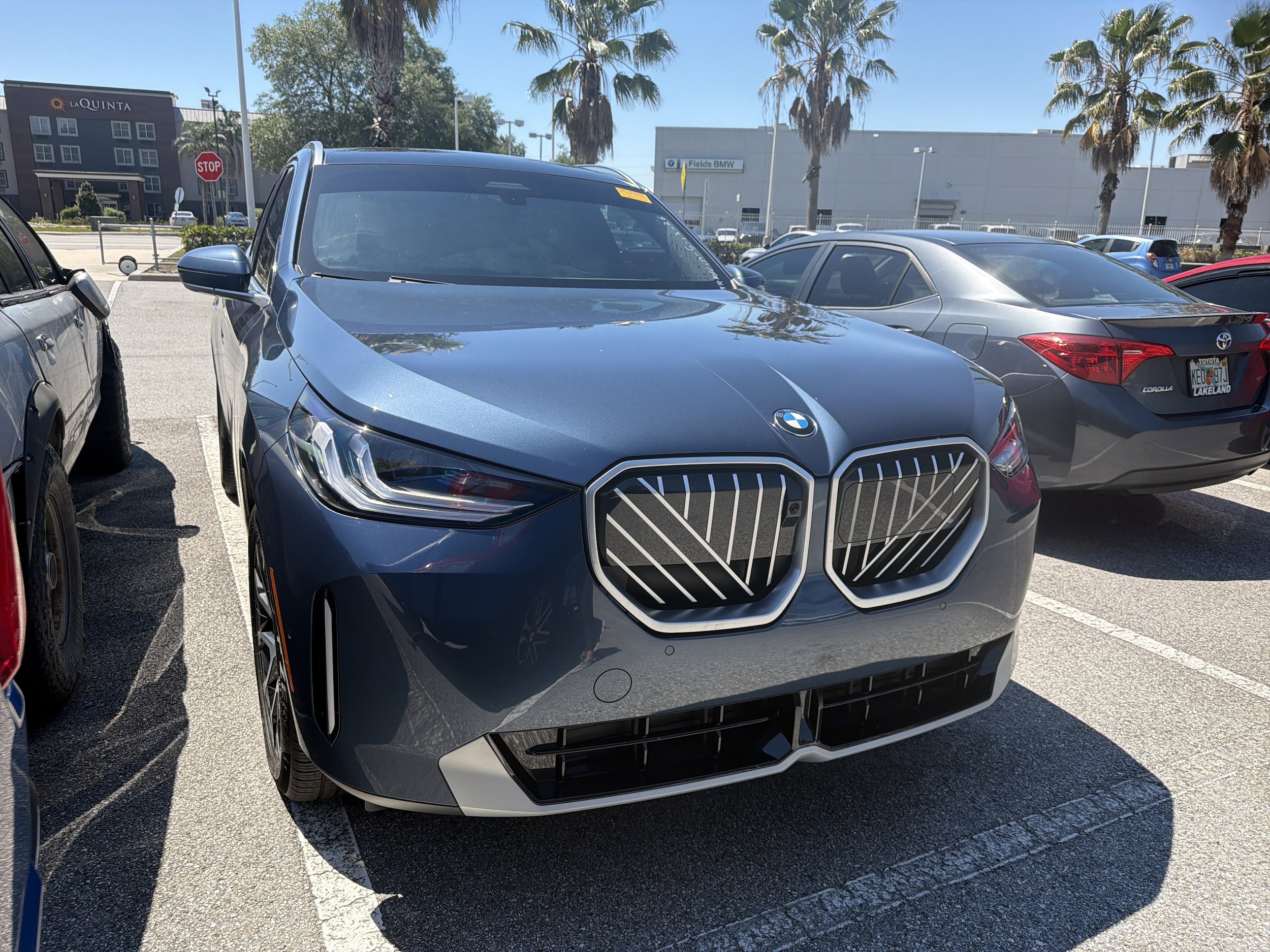 2025 BMW X3 30 XDRIVE's photo