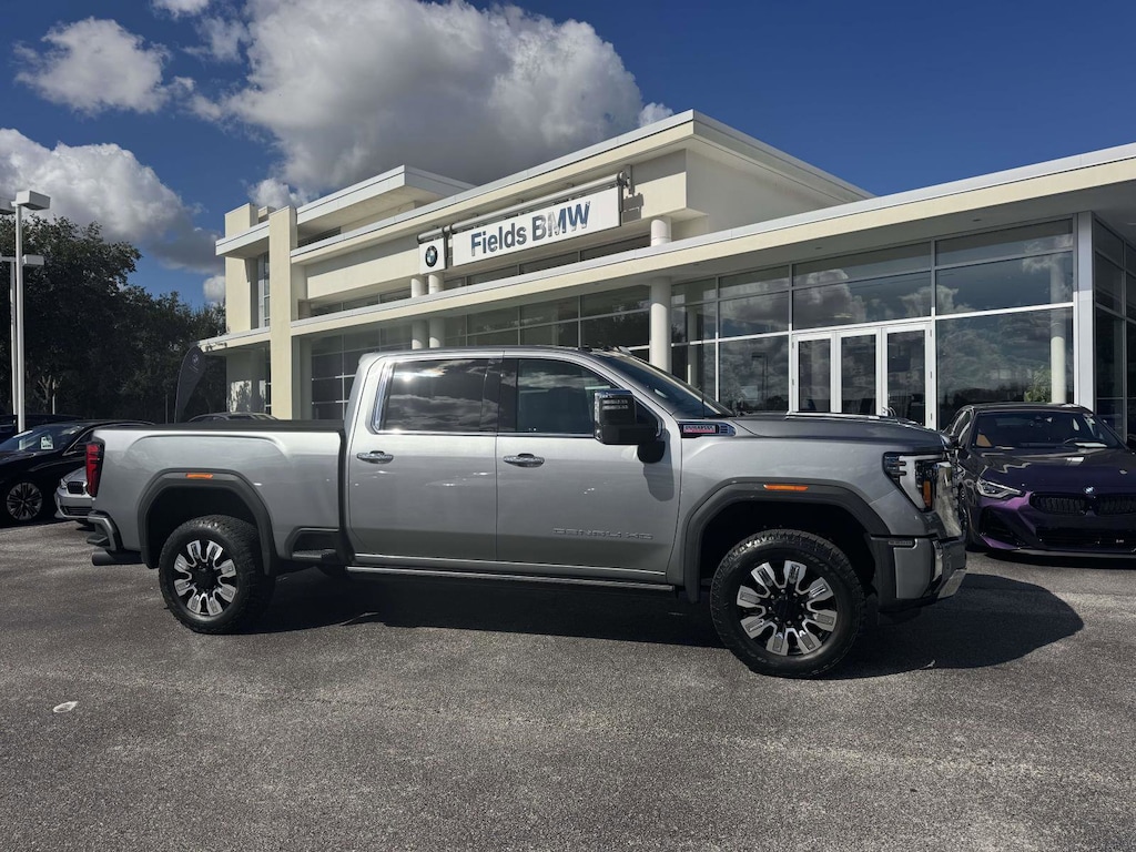 Used 2025 GMC Sierra 2500HD Denali 4WD Crew Cab 159 Denali