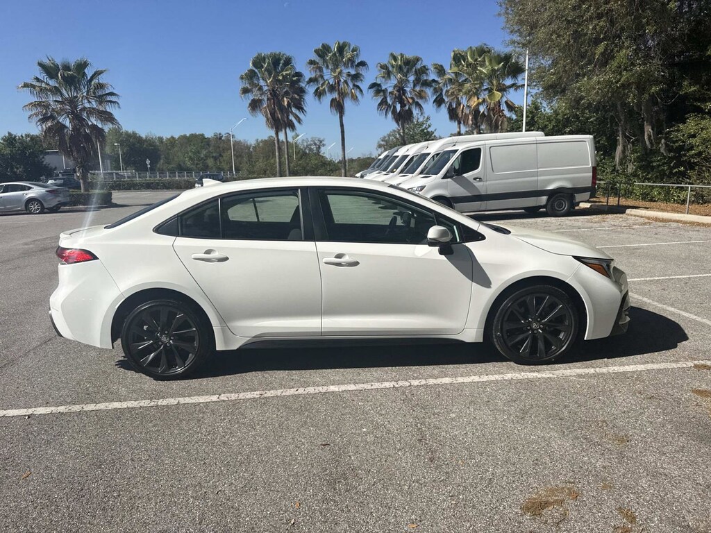 Used 2024 Toyota Corolla SE SE CVT