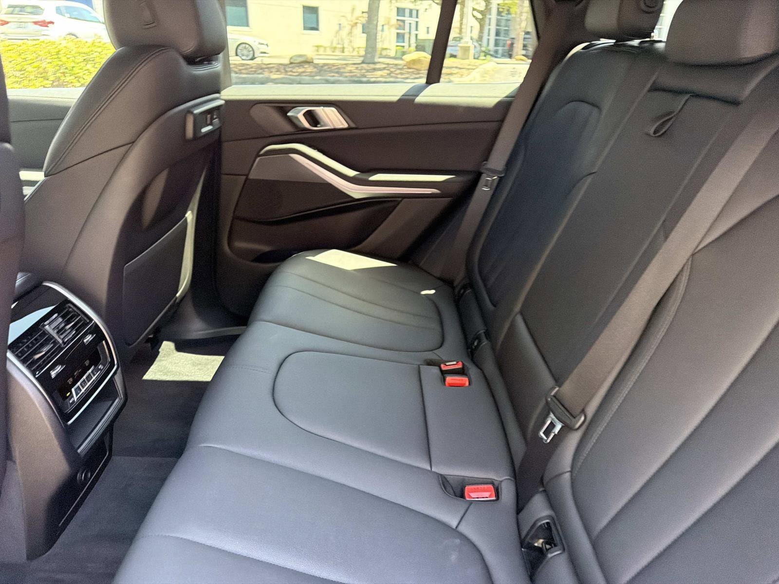2022 BMW X5 40i - Photo 13
