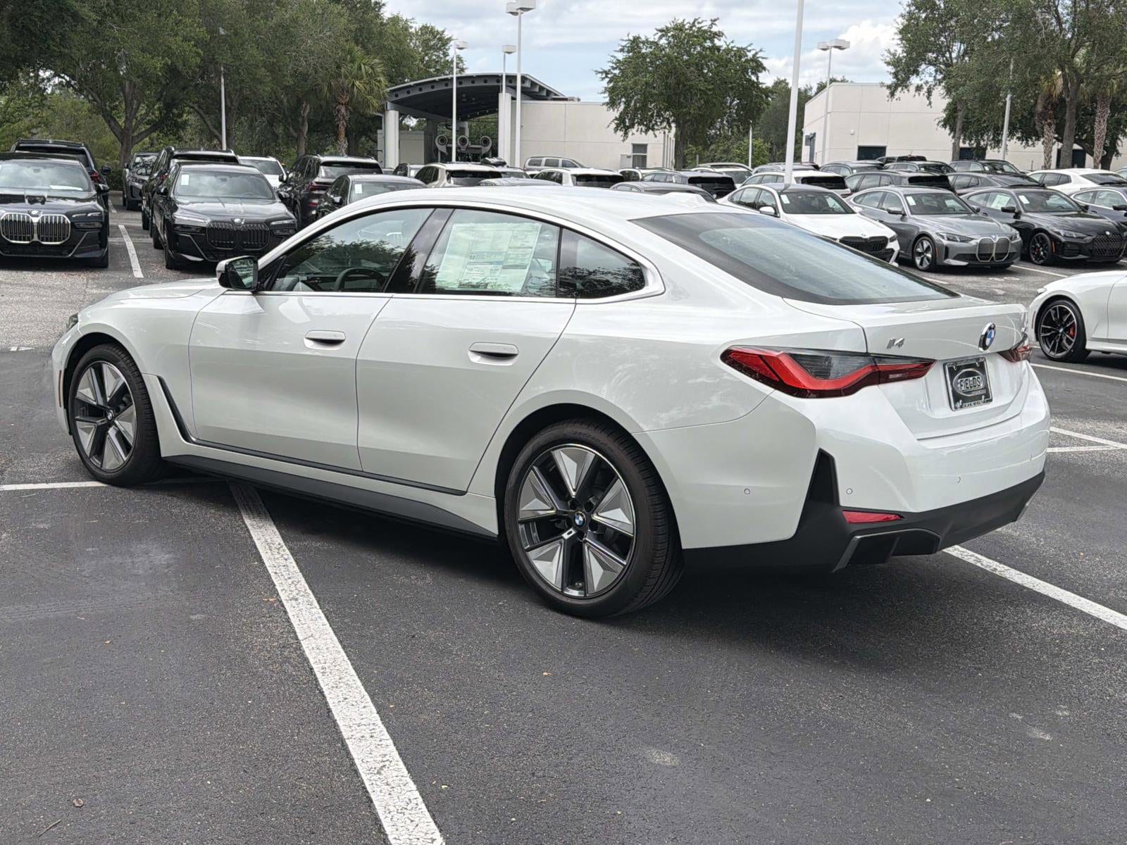 2026 BMW i4 40 - Photo 6