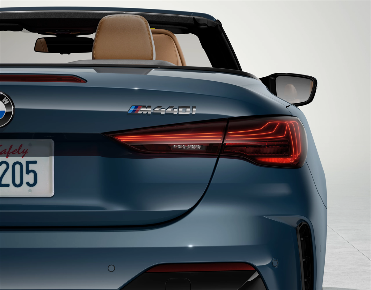 2027 BMW 4 Series Convertible exterior image