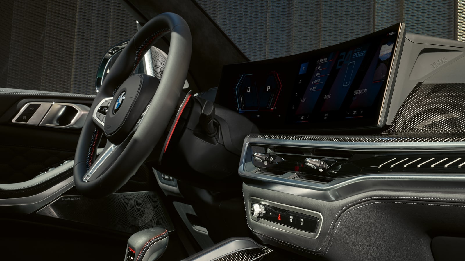 BMW 2025 X5M Interior