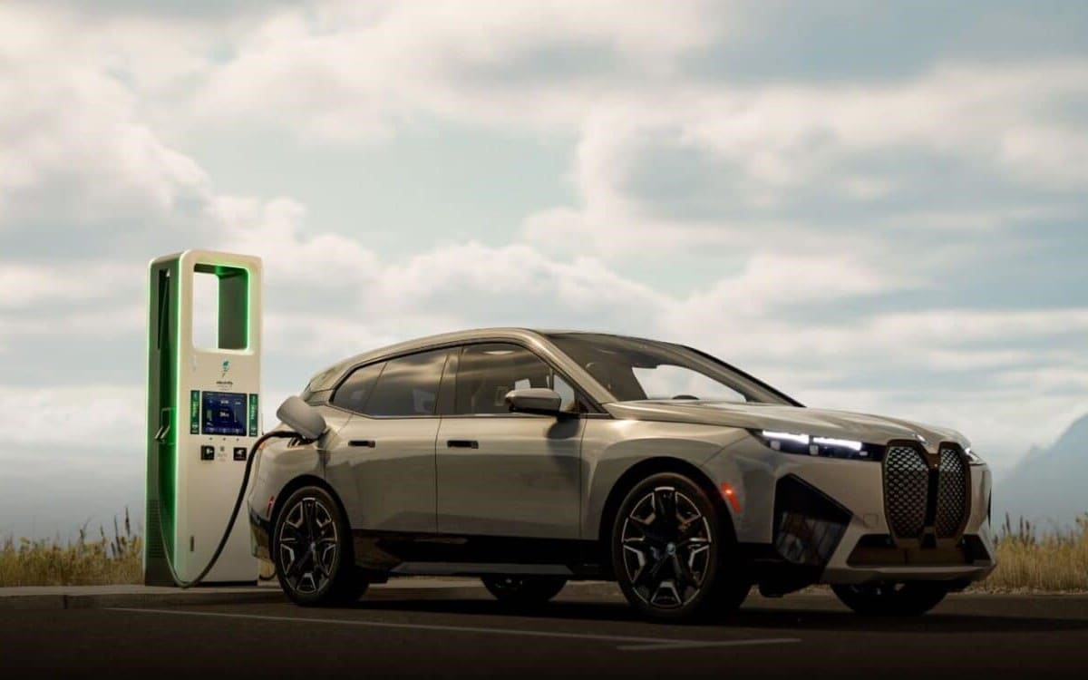 TestDrive the Electrifying 2025 BMW iX in Lakeland, FL