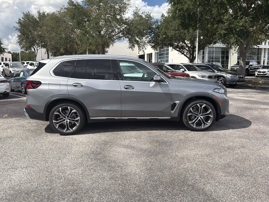New 2026 BMW X5 sDrive40i SUV