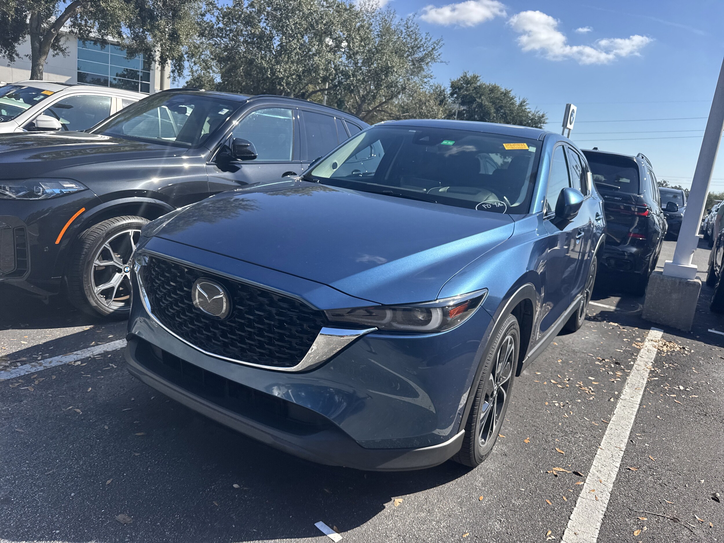 2022 Mazda CX-5 2.5 Premium Plus photo 2