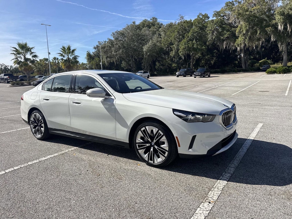 New 2026 BMW 530i Sedan
