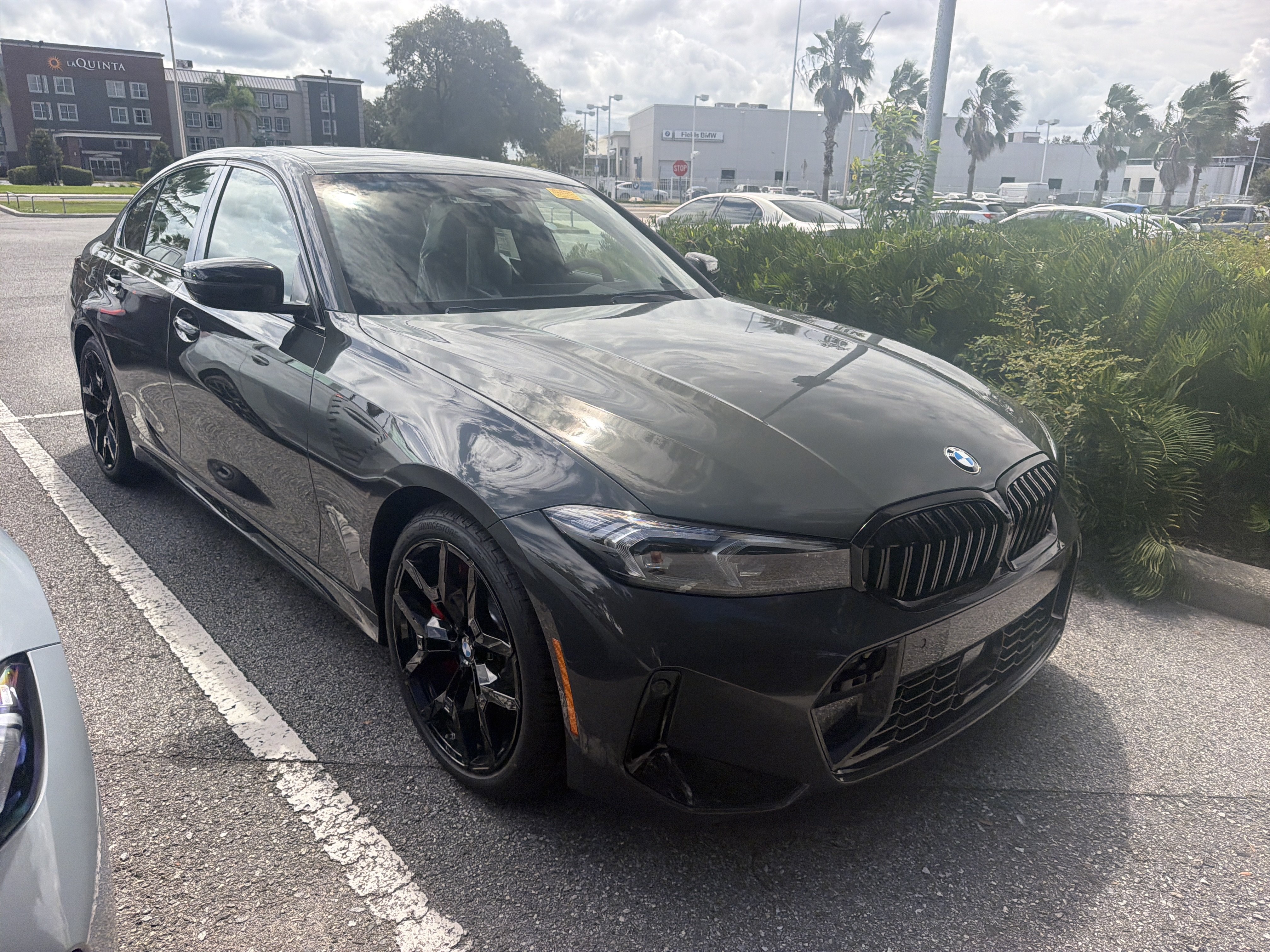  BMW 330i