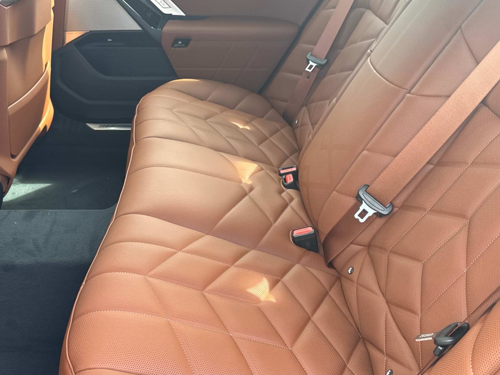 2025 BMW 7 Series 760i - Photo 14