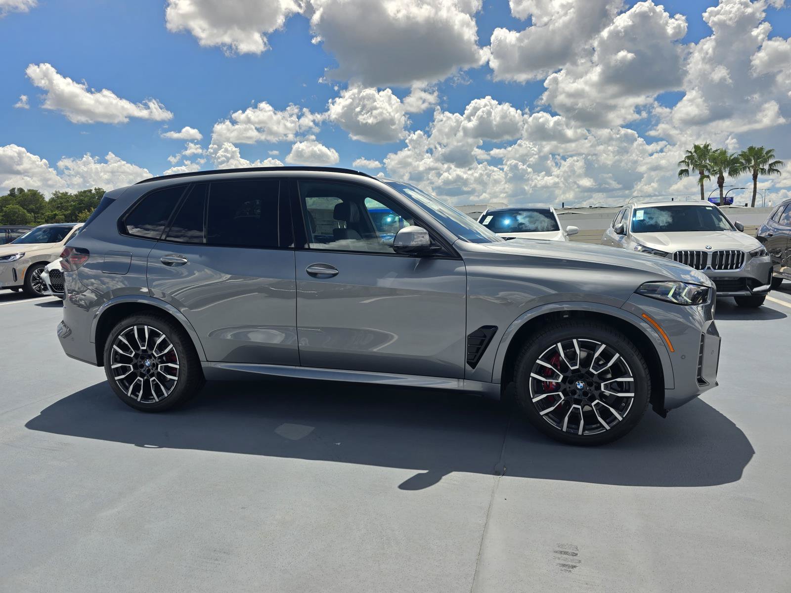 New 2026 BMW X5 sDrive40i SUV