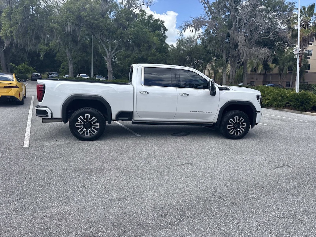 Used 2025 GMC Sierra 2500HD Denali Ultimate 4WD Crew Cab 159 Denali Ultimate