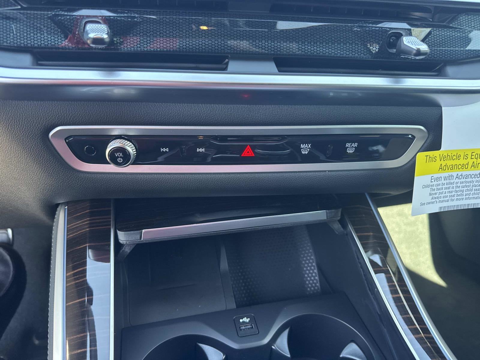 2026 BMW X5 50e - Photo 24
