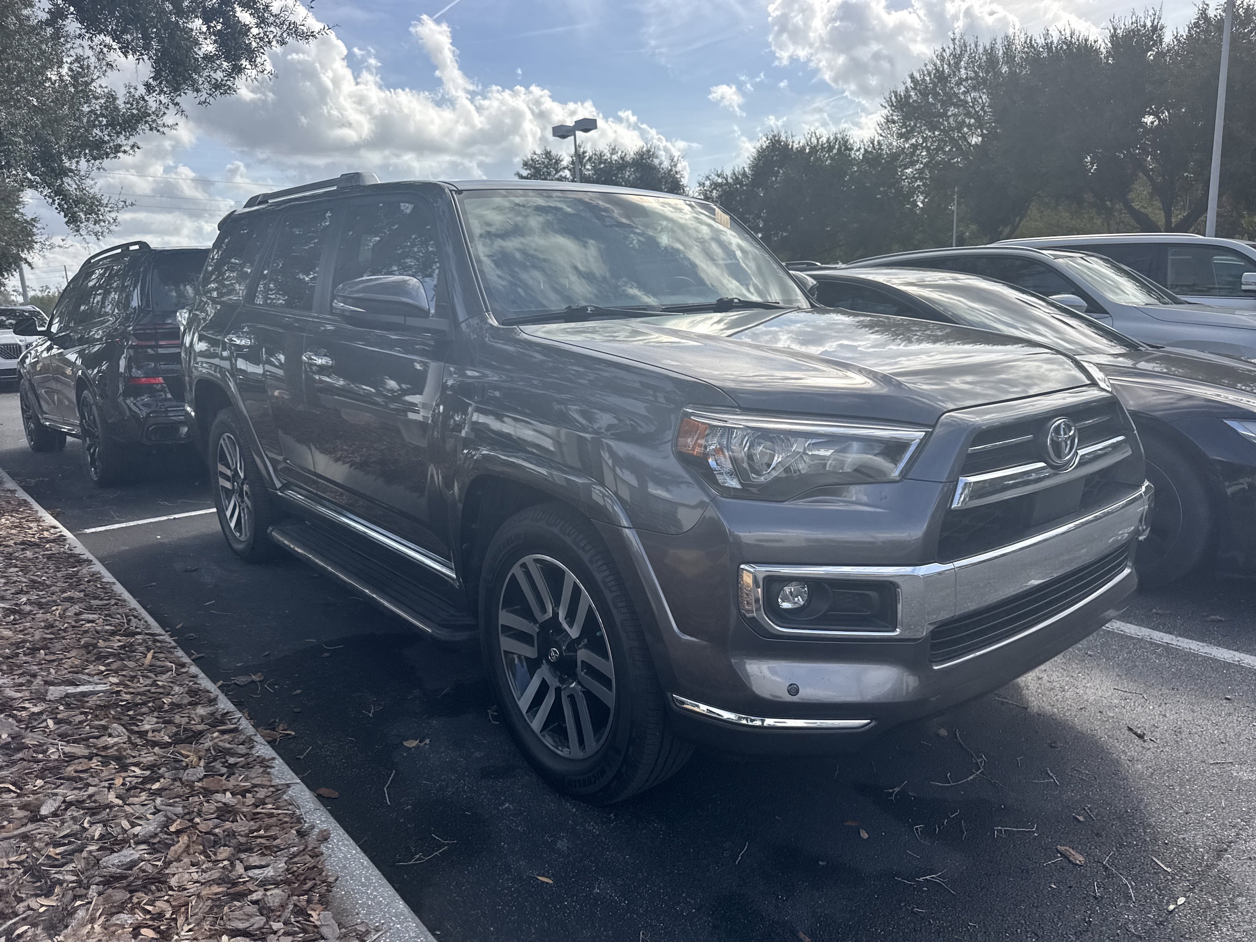 2021 Toyota 4Runner Limited's photo