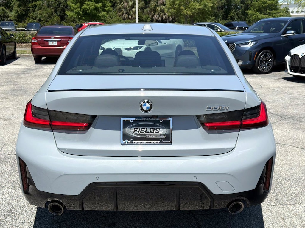 New 2026 BMW 330i Sedan
