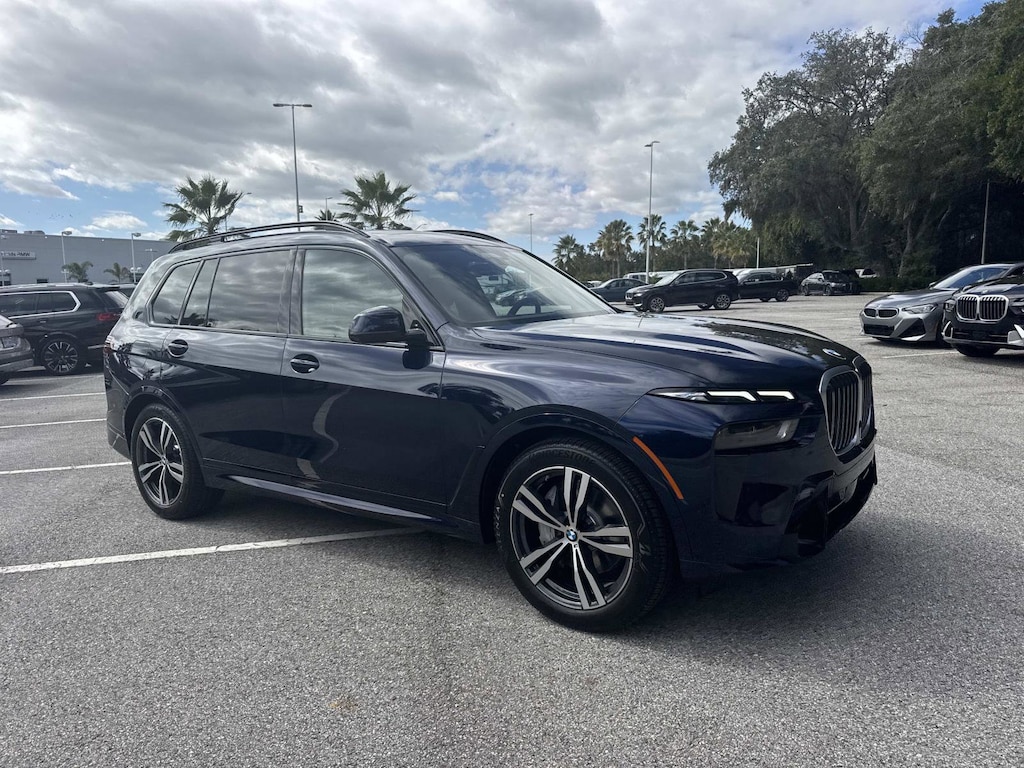 New 2026 BMW X7 xDrive40i SUV