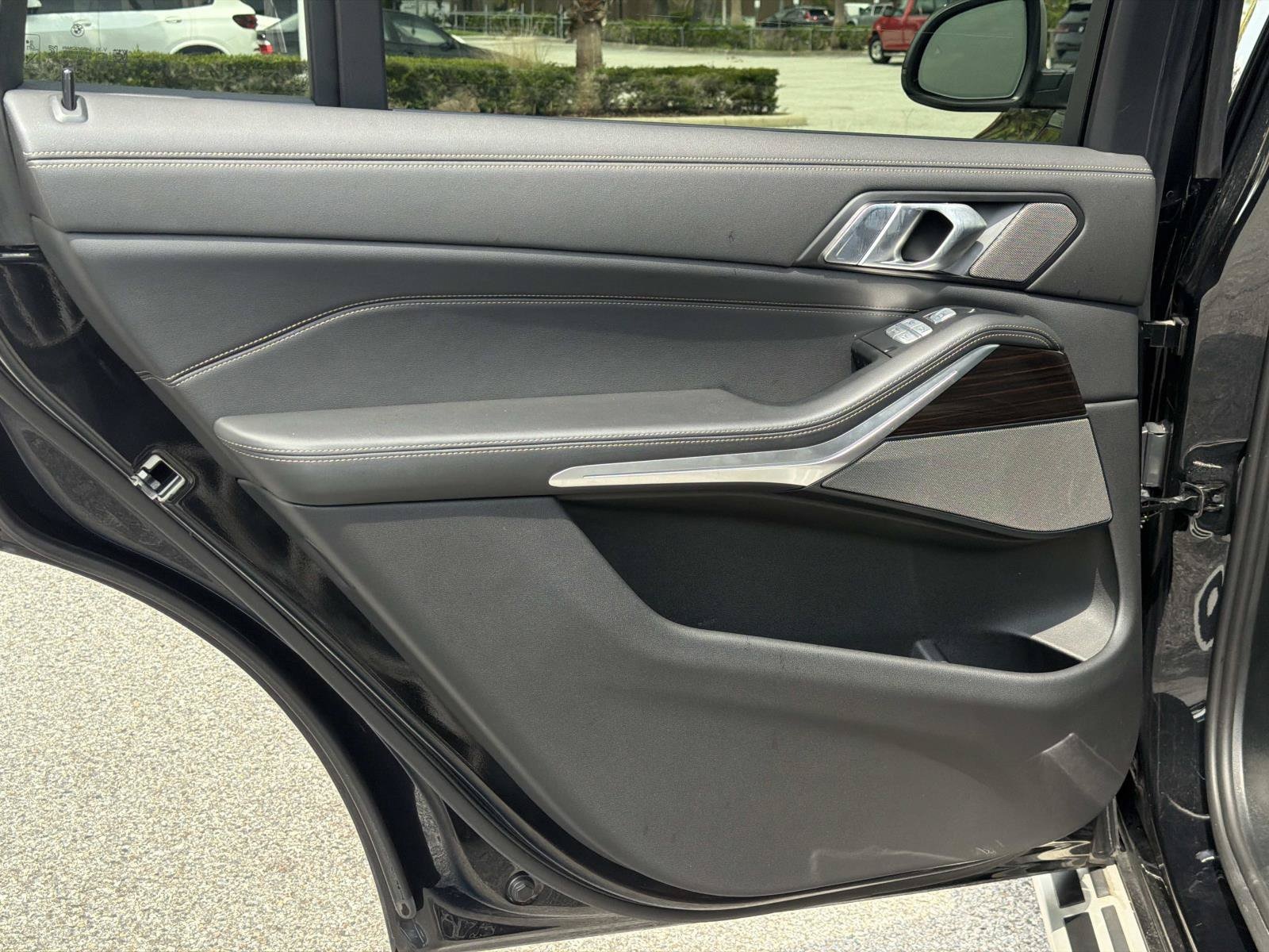 2025 BMW X7 40i - Photo 12
