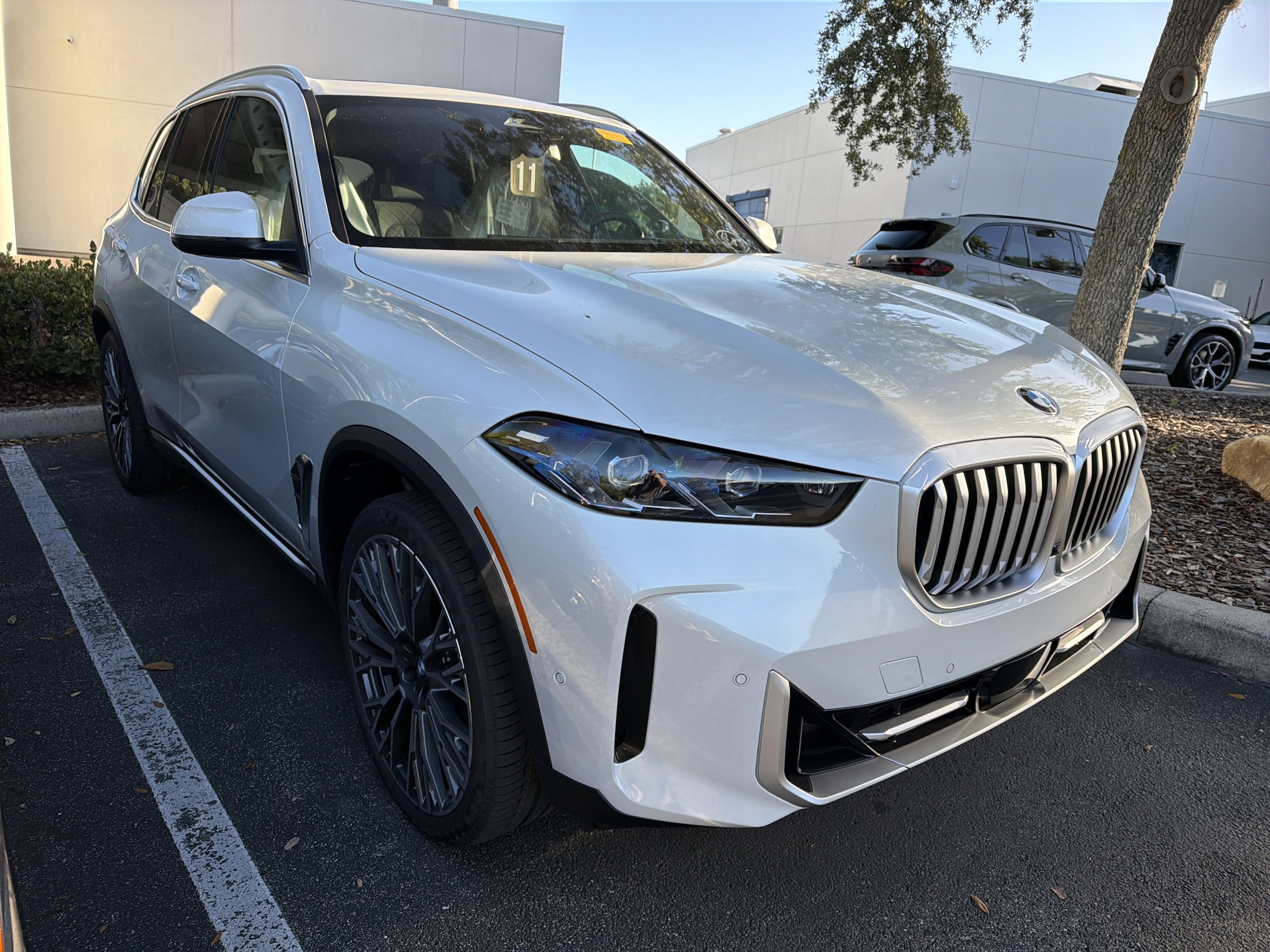 2026 BMW X5 sDrive40i's photo