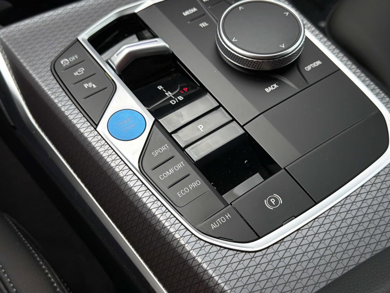 2026 BMW i4 40 - Photo 25