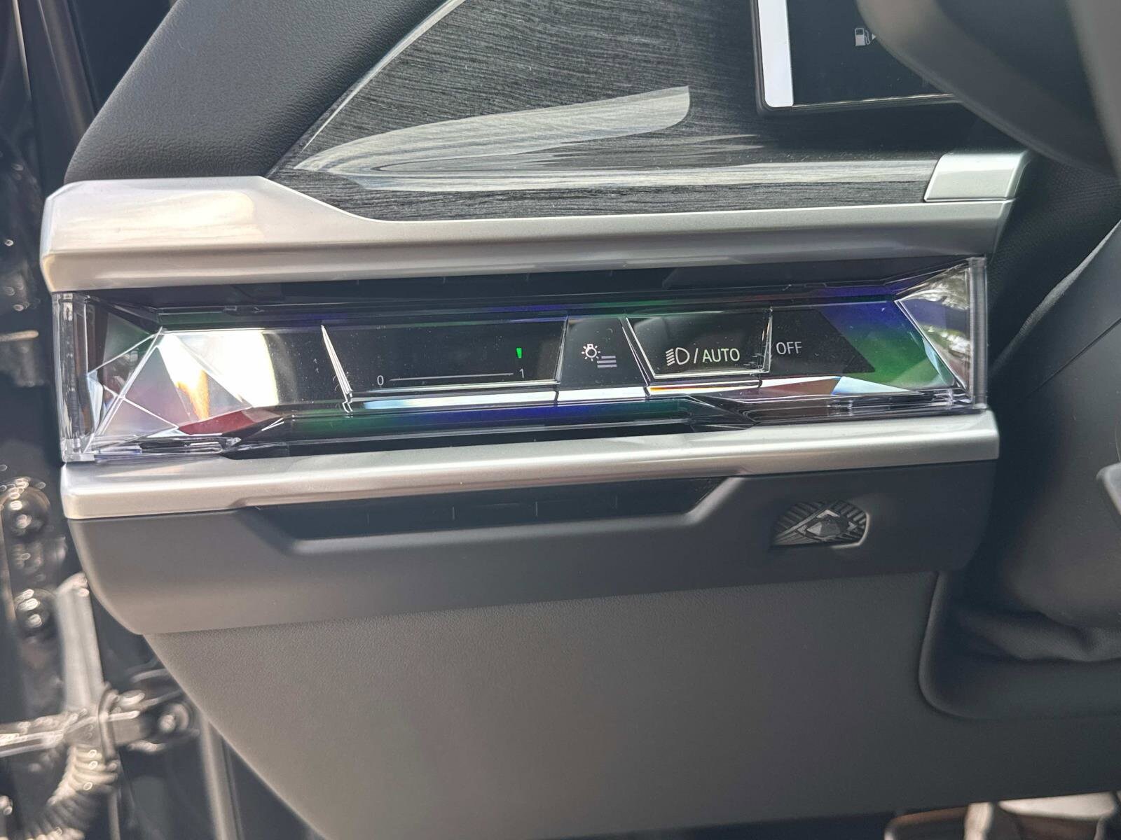 2025 BMW 7 Series 760i - Photo 31