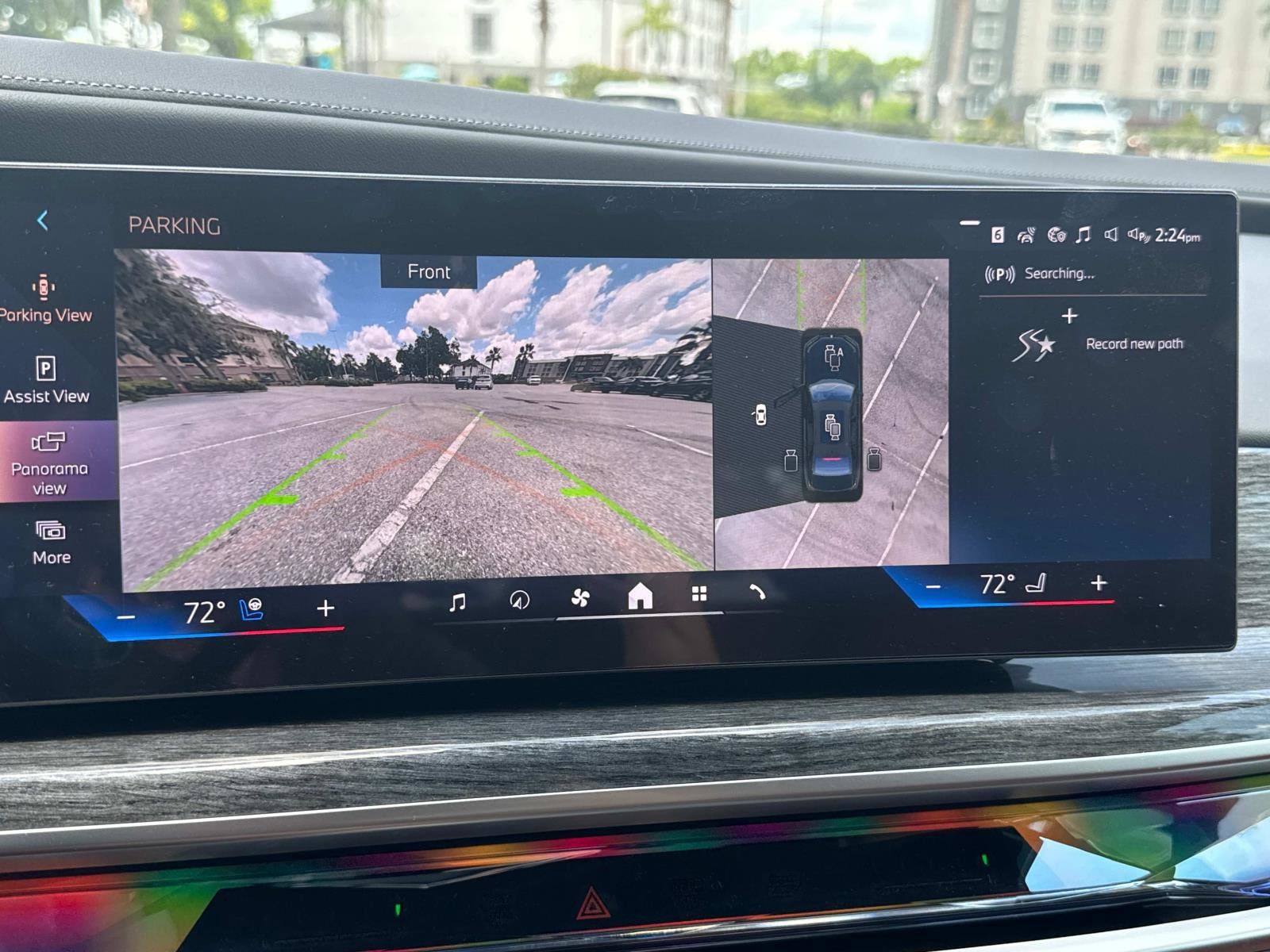 2025 BMW 7 Series 760i - Photo 23