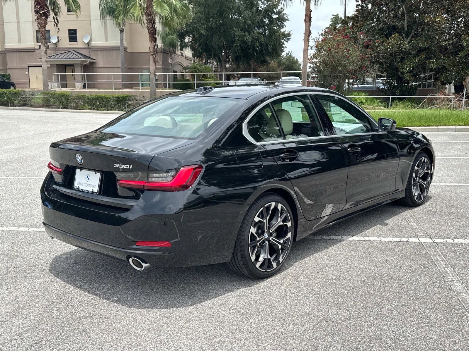2025 Bmw 330i photo 4
