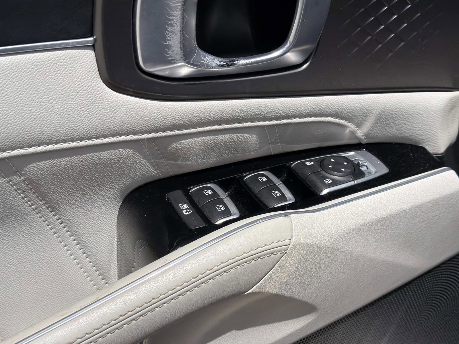 2022 Kia Sorento SX - Photo 17