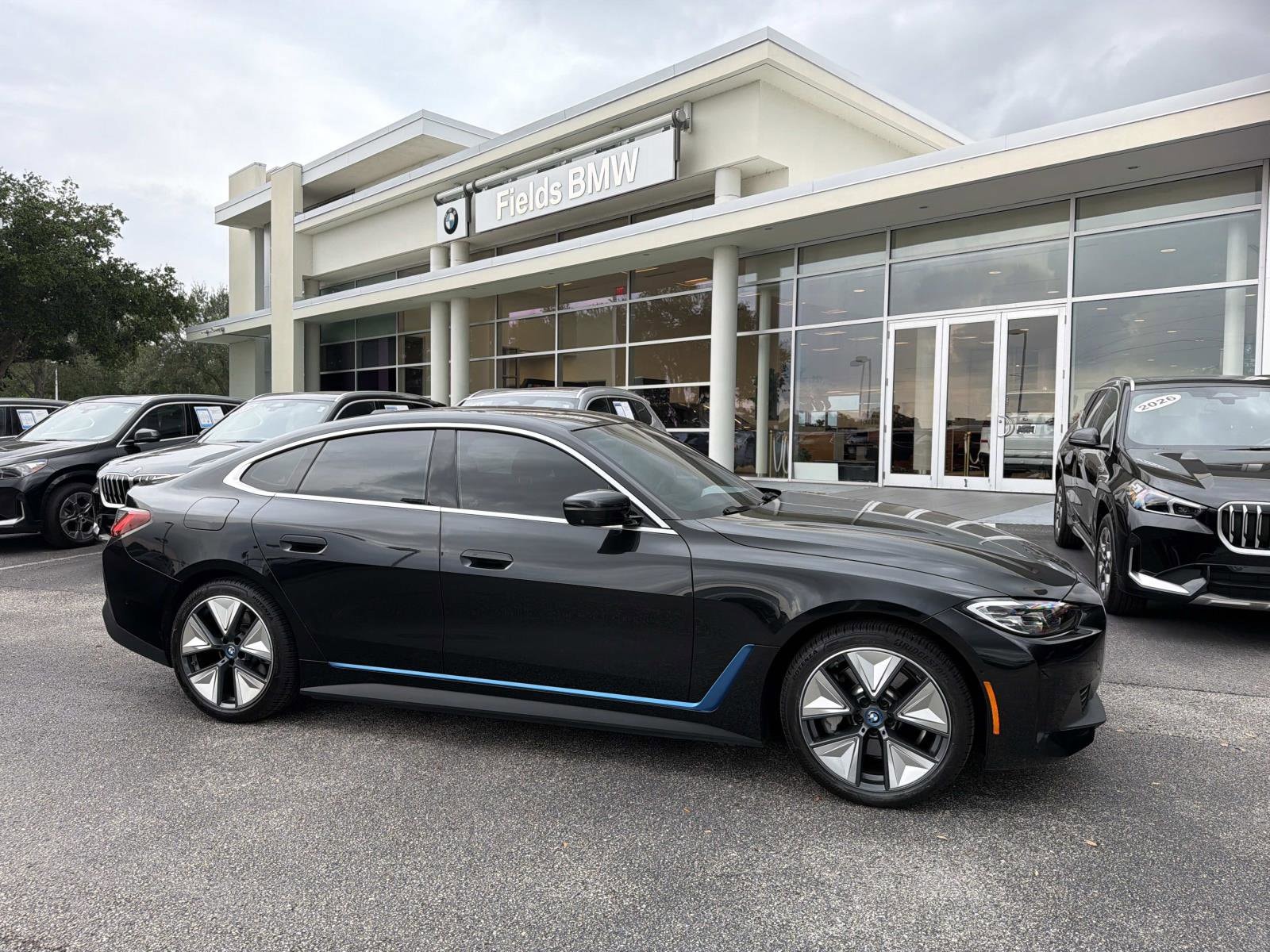 2023 BMW i4 eDrive35's photo