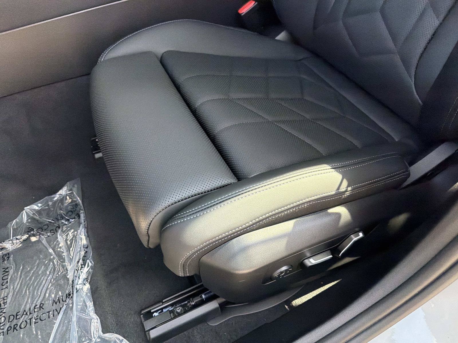 2027 BMW 5 Series 530i - Photo 18